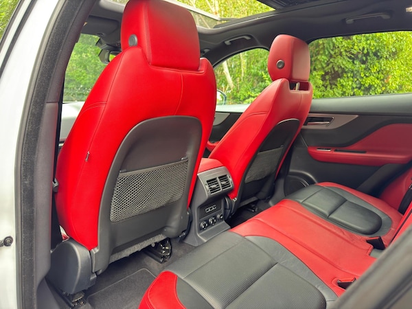 Used Jaguar F-Pace 2017 for sale - 75657433: Photo 27