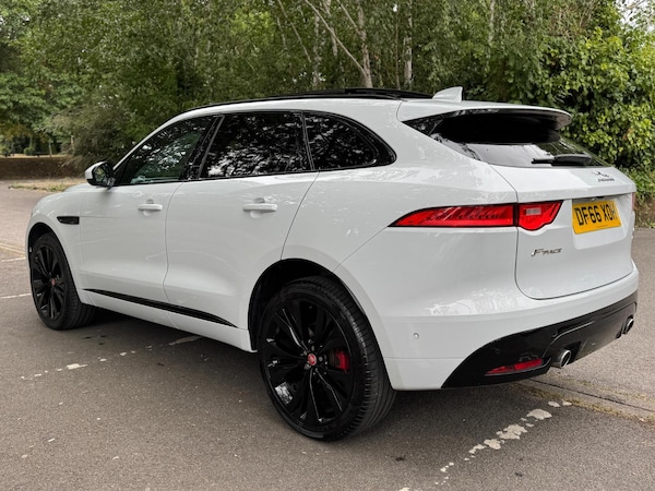 Used Jaguar F-Pace 2017 for sale - 75657433: Photo 7