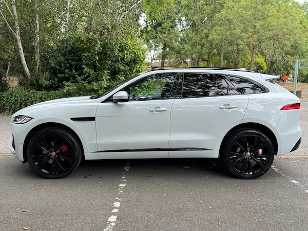 Used Jaguar F-Pace 2017 for sale - 75657433: Photo 8