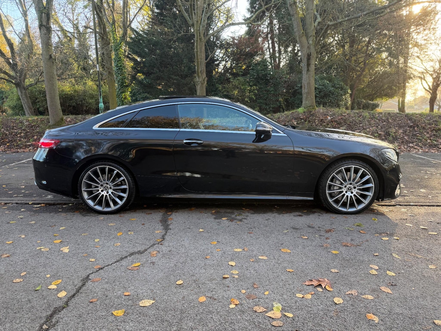 Used Mercedes-Benz E Class 2018 for sale - 76832175: Photo 2
