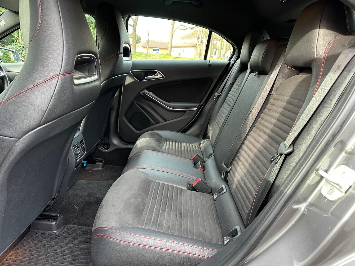 Used Mercedes-Benz A-Class 2017 for sale - 77892887: Photo 17