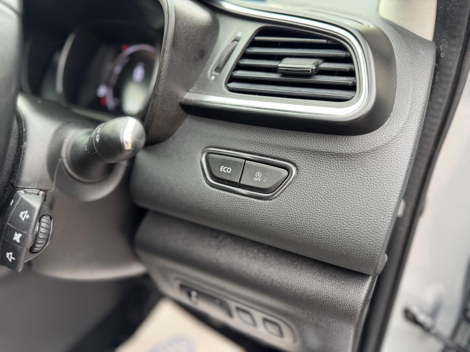 Used Renault Kadjar 2019 for sale - 76619930: Photo 26