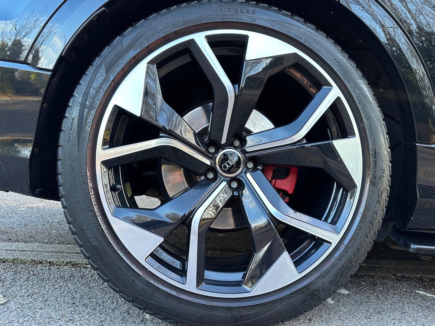 Used Audi Q8 2019 for sale - 77882727: Photo 24