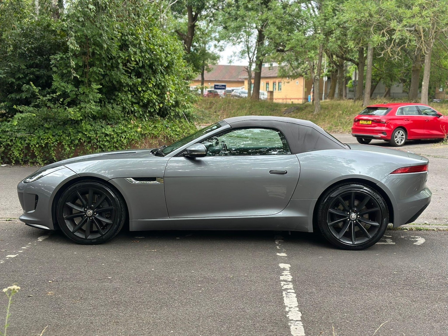 Used Jaguar F-Type 2013 for sale - 76175675: Photo 9