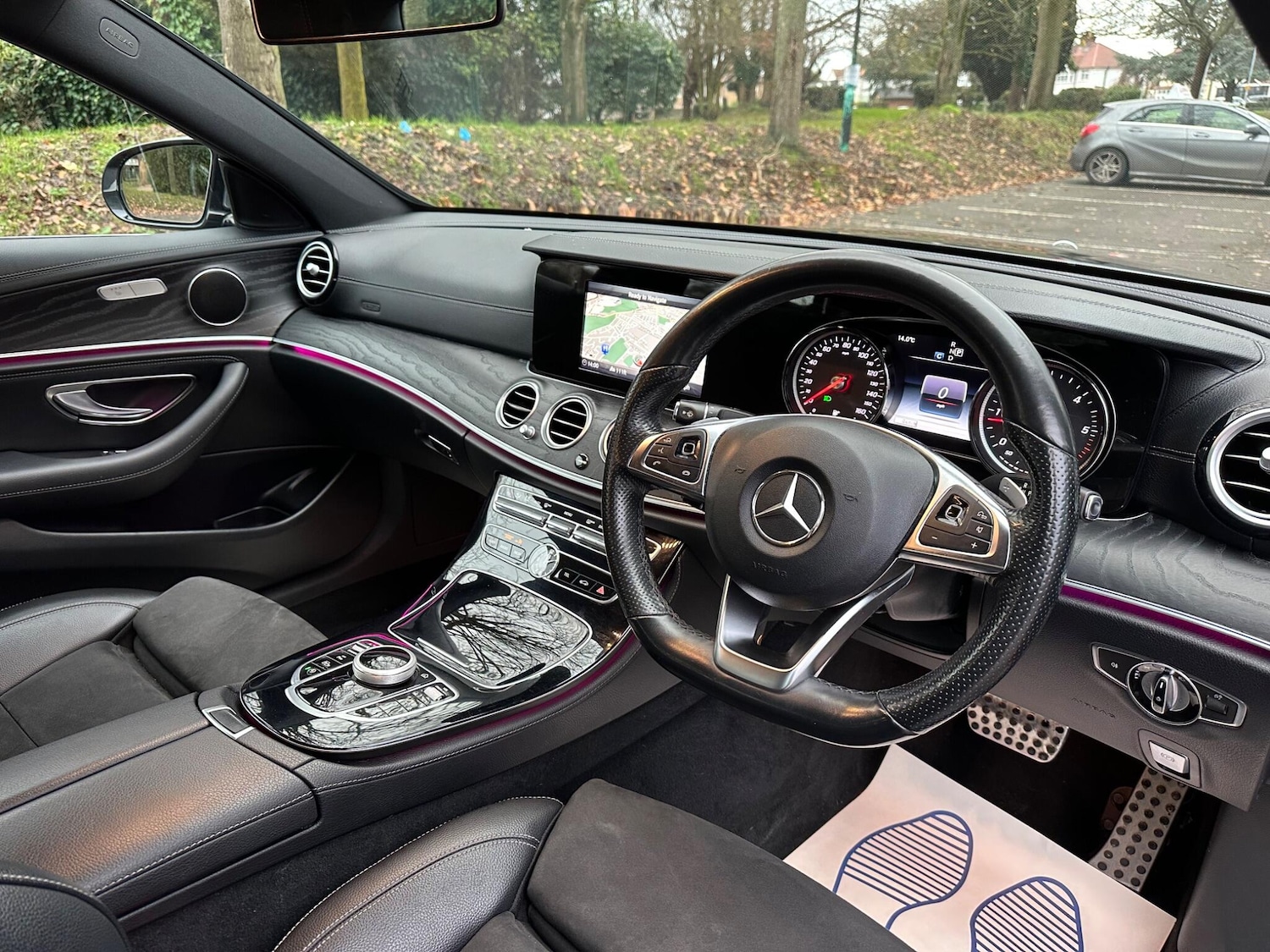 Used Mercedes-Benz E Class 2017 for sale - 76886912: Photo 11