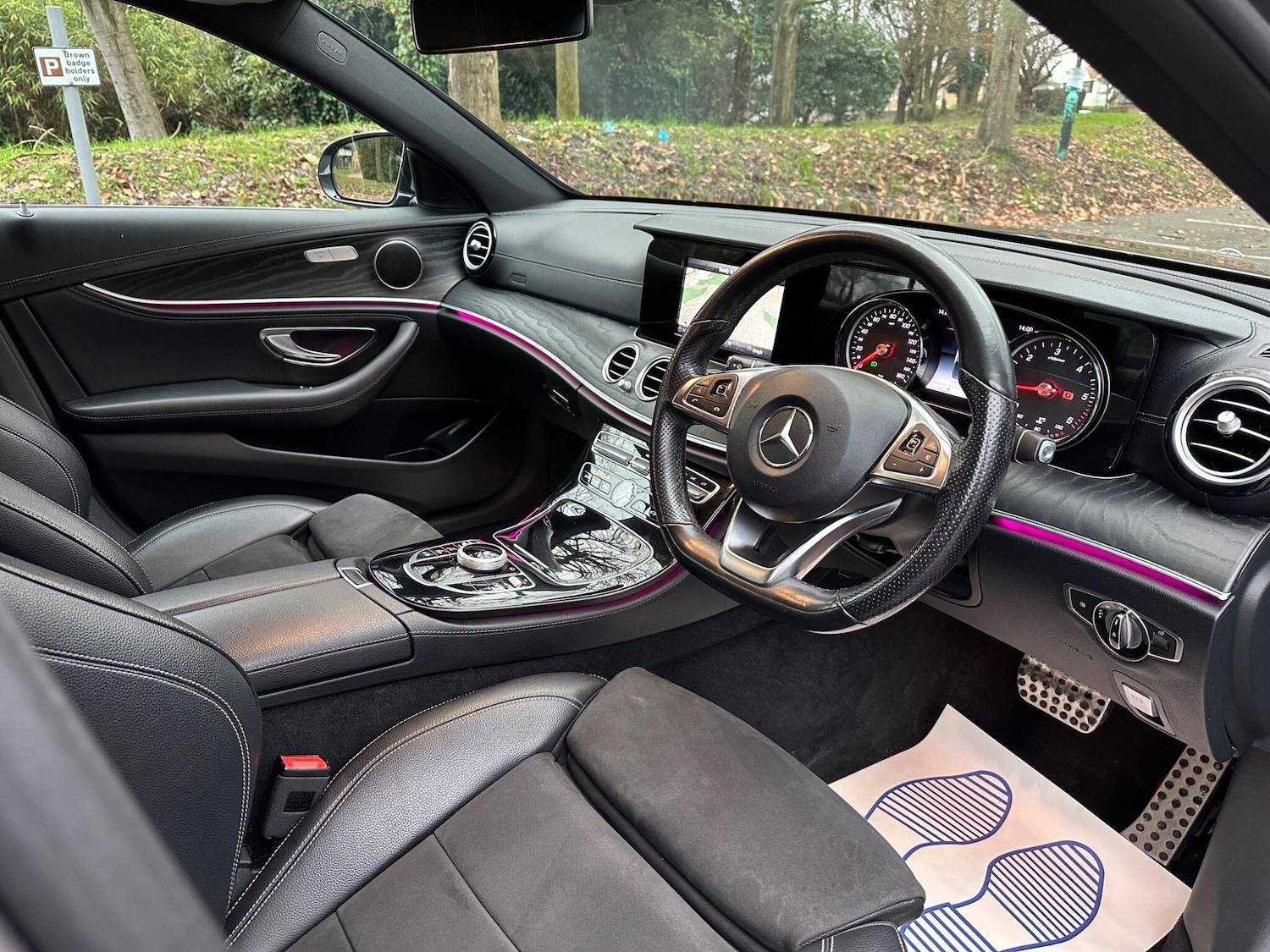 Used Mercedes-Benz E Class 2017 for sale - 76886912: Photo 2