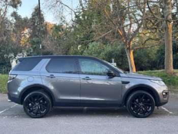 Used Land Rover Discovery Sport 2017 for sale - 74349317: Photo