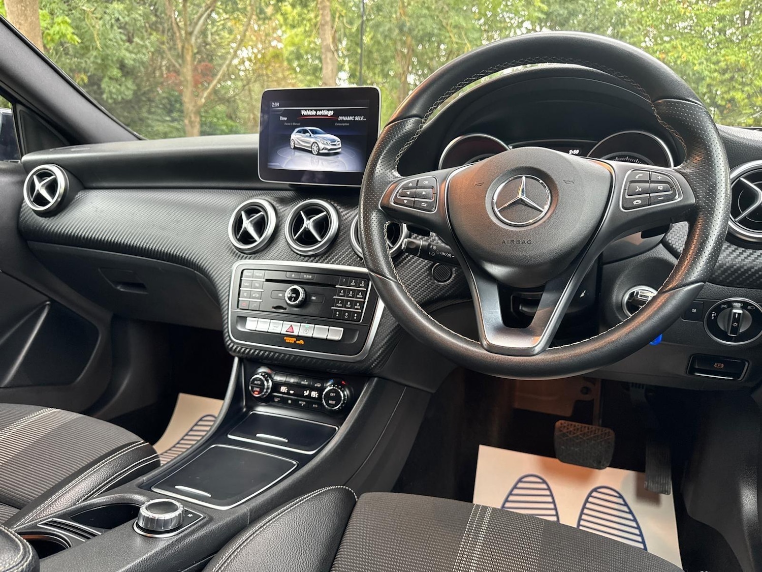 Used Mercedes-Benz A-Class 2018 for sale - 76122408: Photo 30