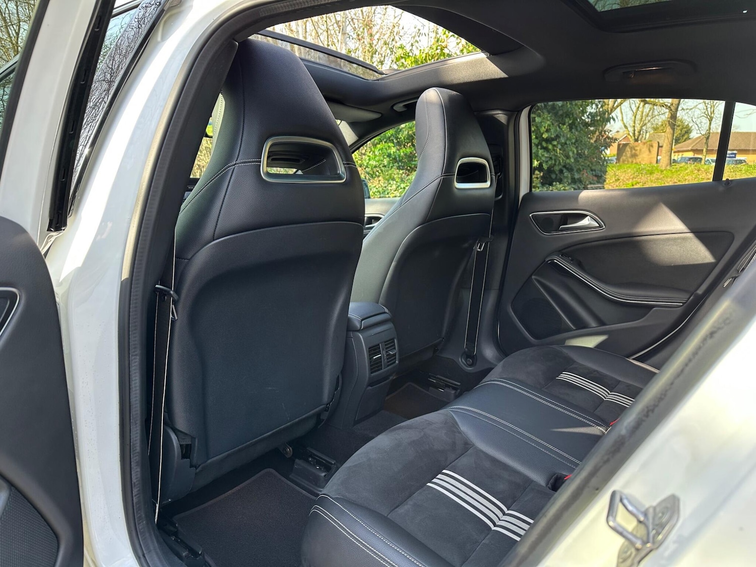 Used Mercedes-Benz GLA 2018 for sale - 77670625: Photo 16