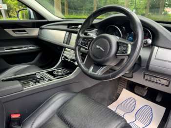 Used Jaguar XF 2018 for sale - 74990491: Photo