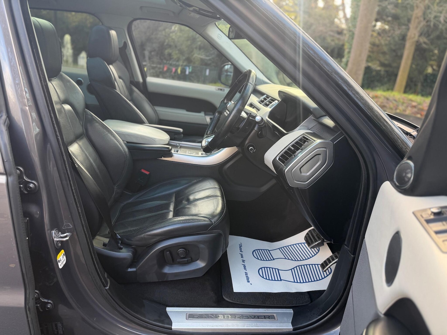 Used Land Rover Range Rover Sport 2016 for sale - 77155330: Photo 11