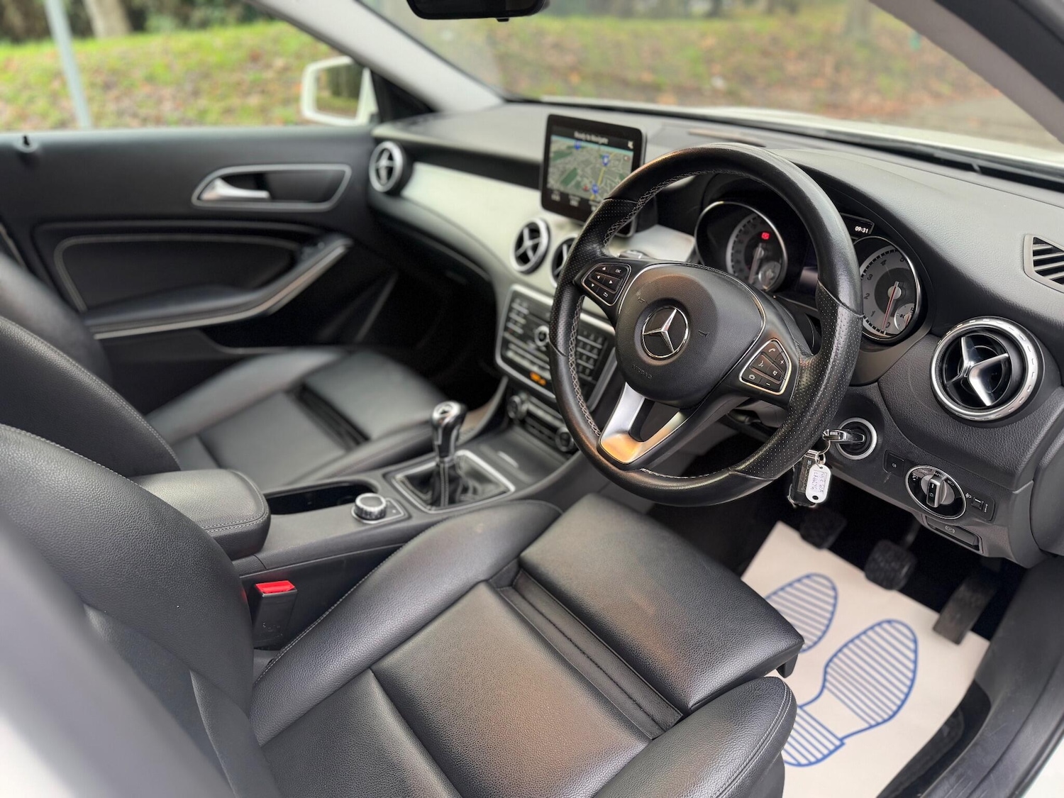 Used Mercedes-Benz GLA 2017 for sale - 77143475: Photo 2