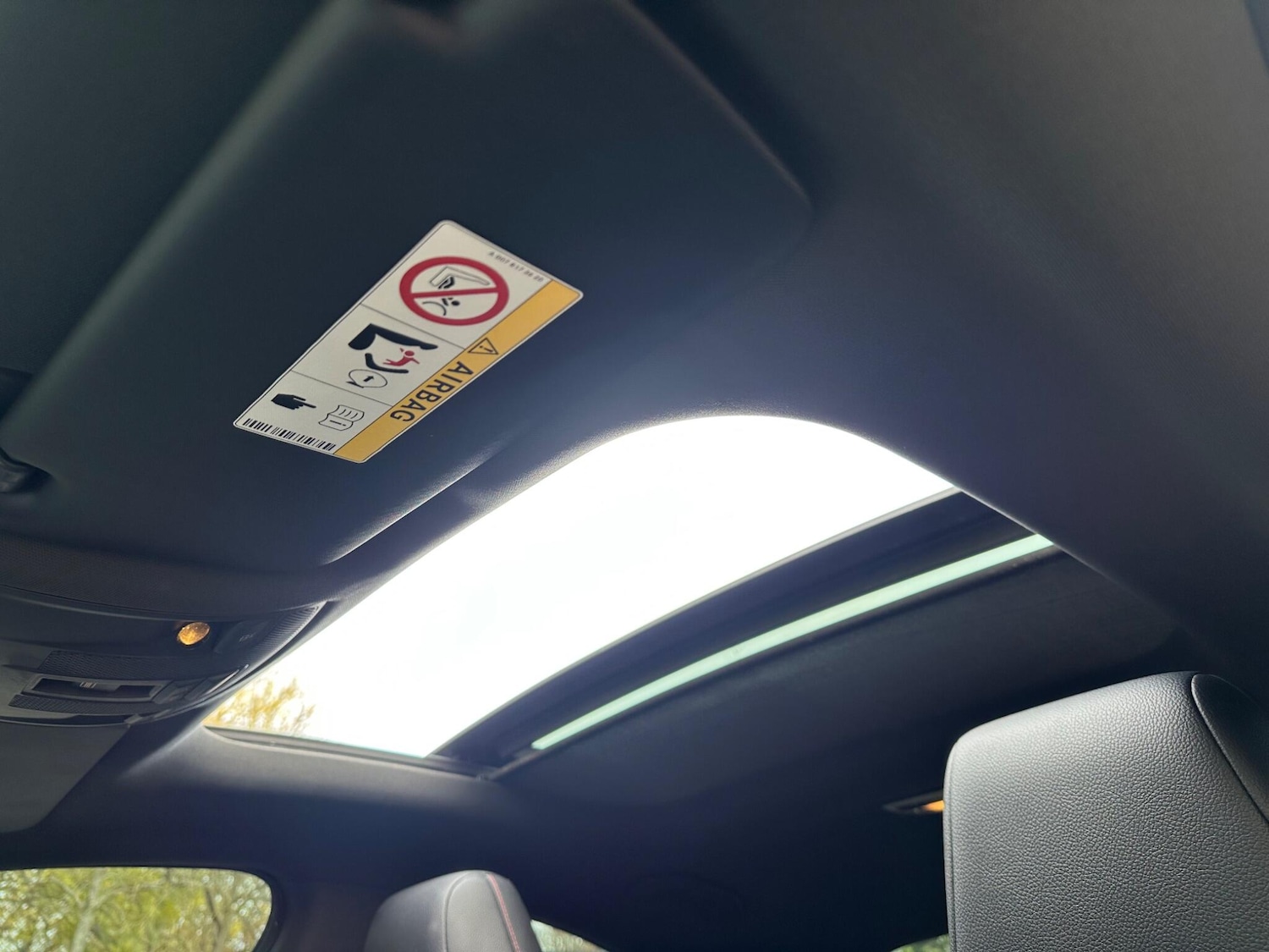 Used Mercedes-Benz CLA 2017 for sale - 76423764: Photo 2