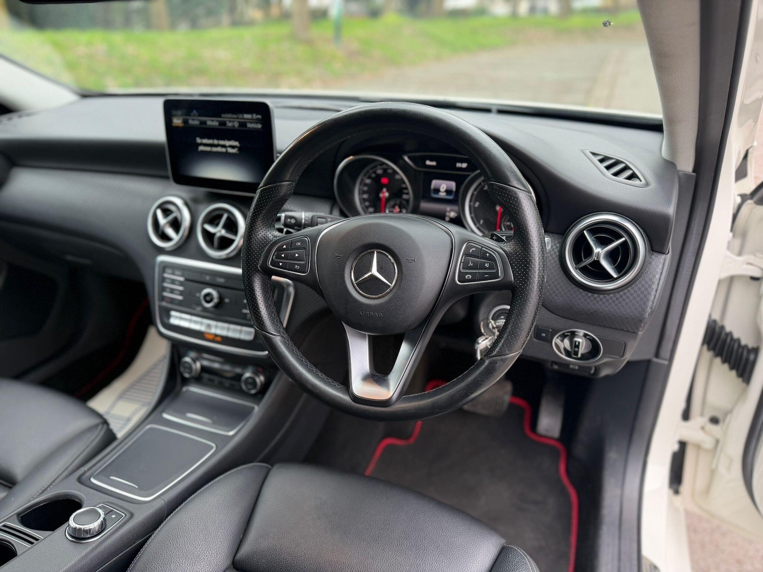 Used Mercedes-Benz A-Class for sale - 77957041: Photo 10