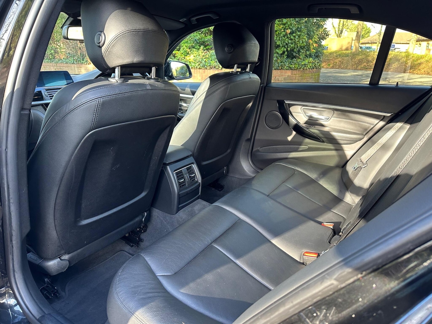 Used BMW 3 Series 2018 for sale - 76572515: Photo 16