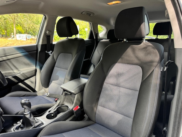 Used Hyundai TUCSON 2017 for sale - 76295975: Photo 16