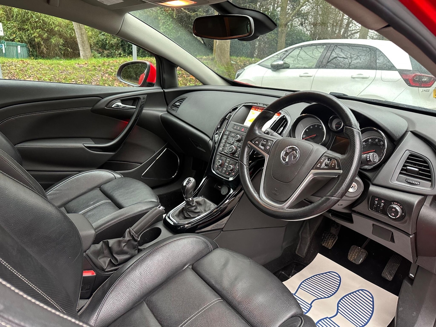 Used Vauxhall Astra GTC 2016 for sale - 77143229: Photo 2