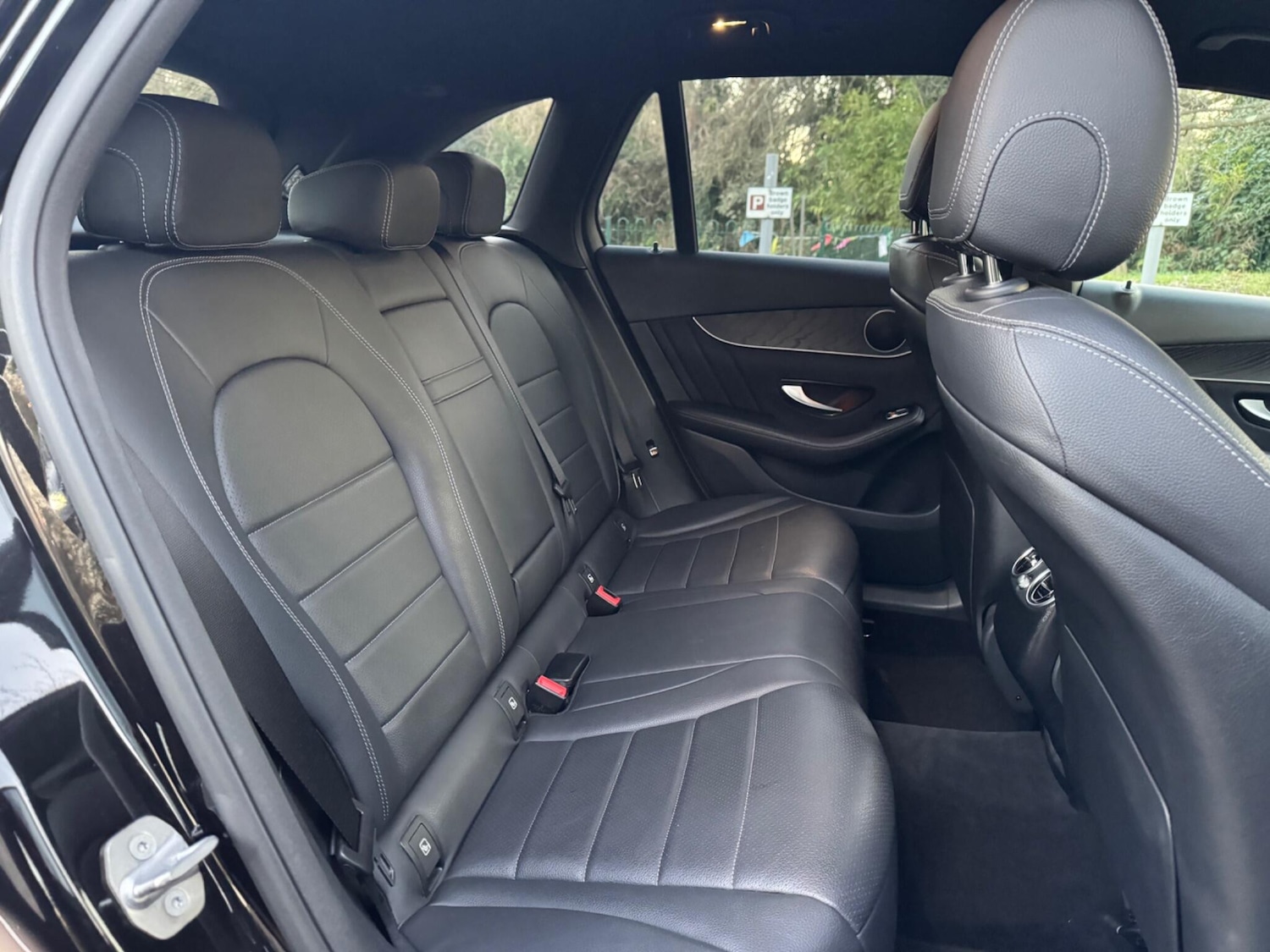 Used Mercedes-Benz GLC 2018 for sale - 77253798: Photo 44