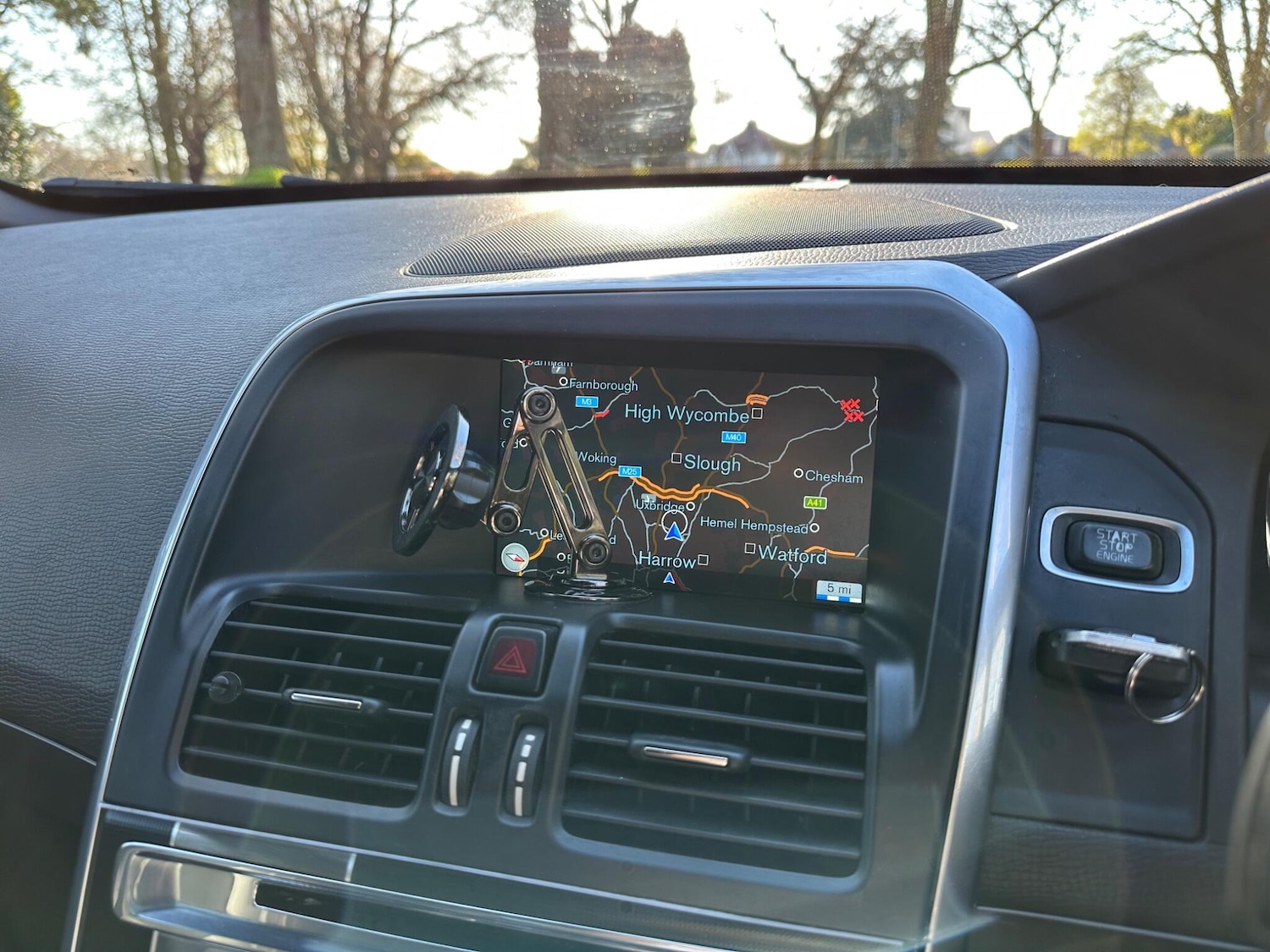 Used Volvo XC60 2015 for sale - 77994091: Photo 24