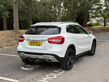 Used Mercedes-Benz GLA 2018 for sale - 79475692: Photo