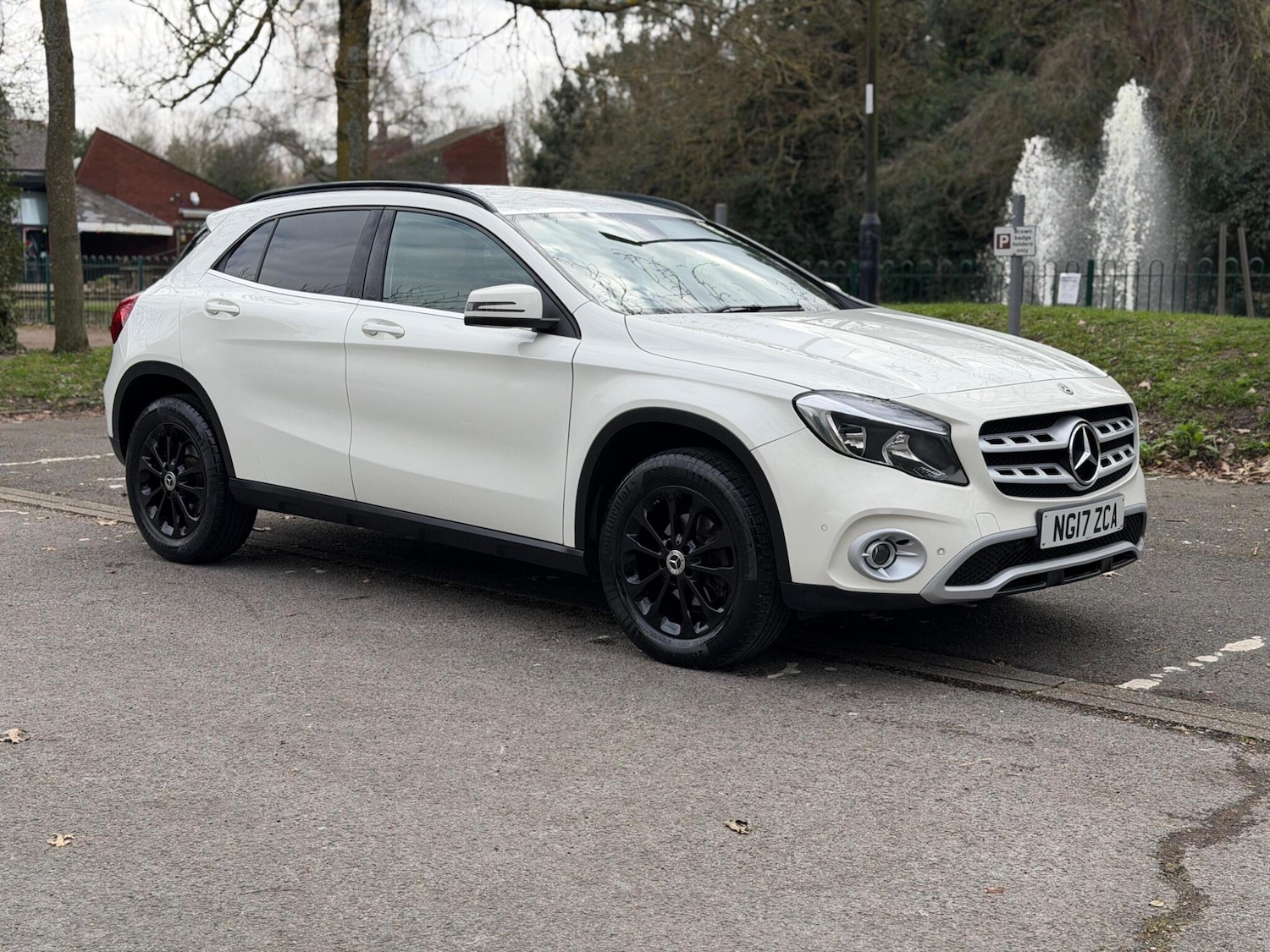 Used Mercedes-Benz GLA for sale - 77738002: Photo 1