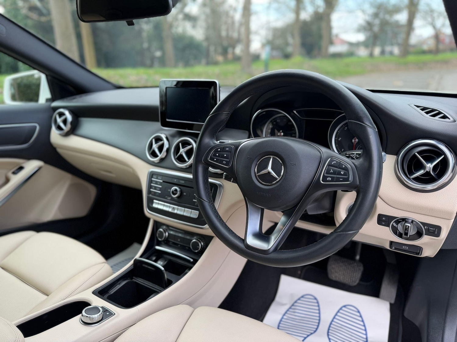 Used Mercedes-Benz GLA for sale - 77738002: Photo 10