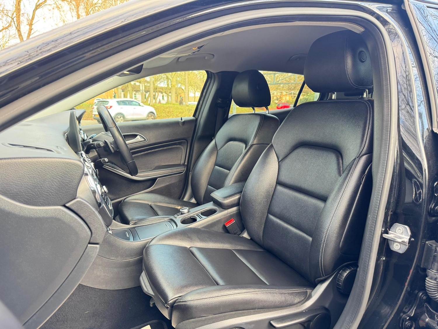 Used Mercedes-Benz GLA 2018 for sale - 76953085: Photo 23