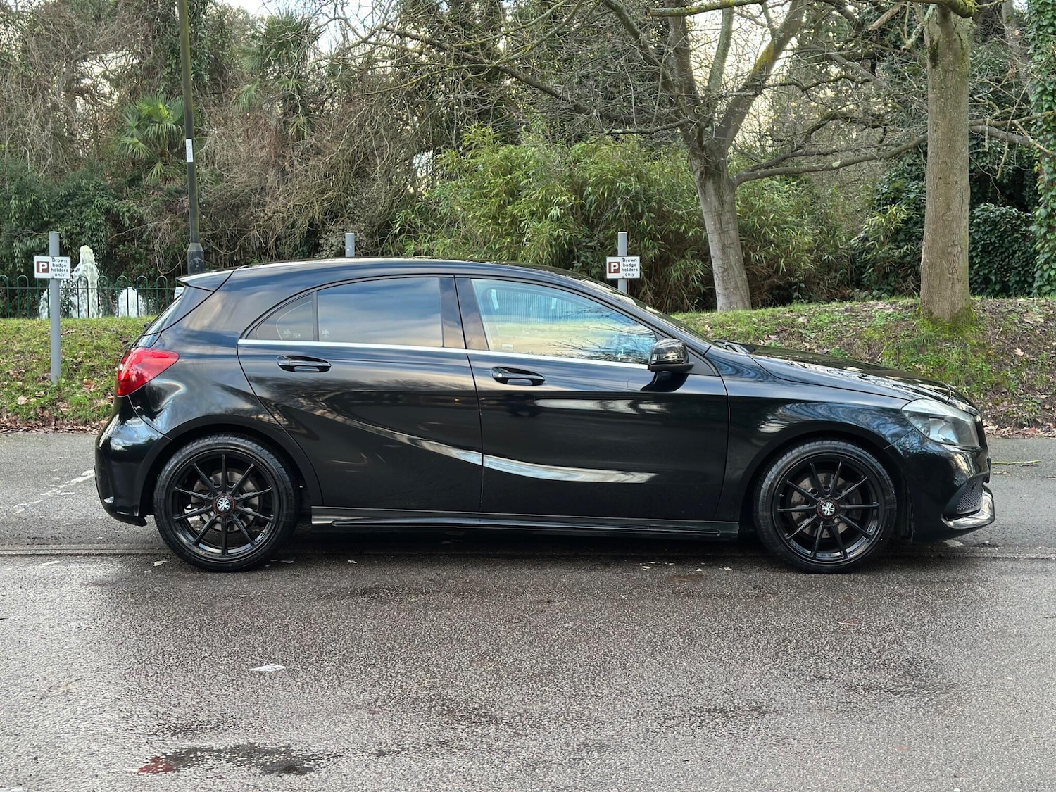 Used Mercedes-Benz A-Class 2016 for sale - 77305272: Photo 2