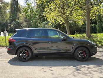 Used Porsche Cayenne 2016 for sale - 78375549: Photo