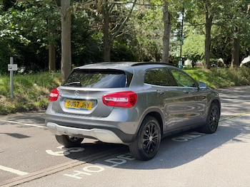 Used Mercedes-Benz GLA 2017 for sale - 78922885: Photo