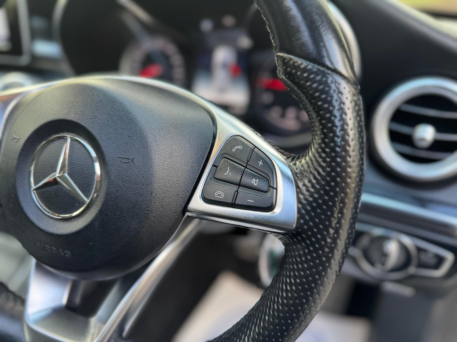 Used Mercedes-Benz C Class 2017 for sale - 76645203: Photo 16