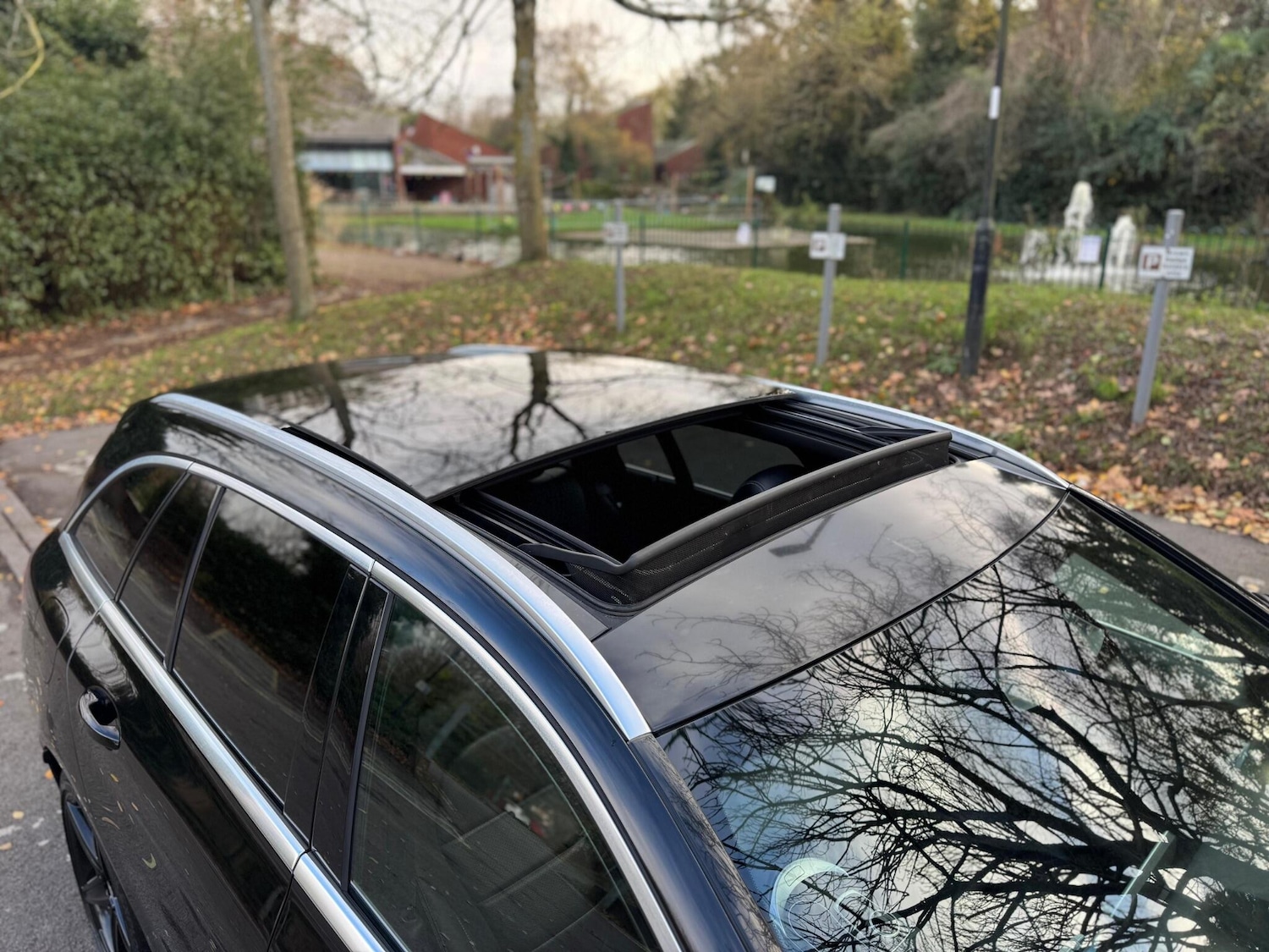 Used Mercedes-Benz C Class 2017 for sale - 76645203: Photo 2