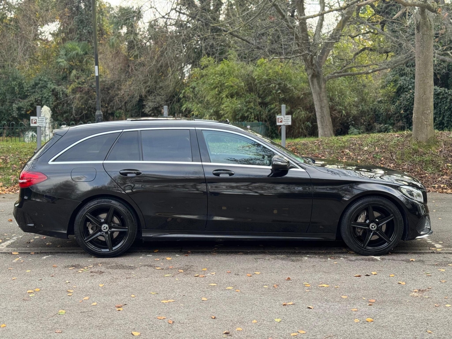 Used Mercedes-Benz C Class 2017 for sale - 76645203: Photo 3