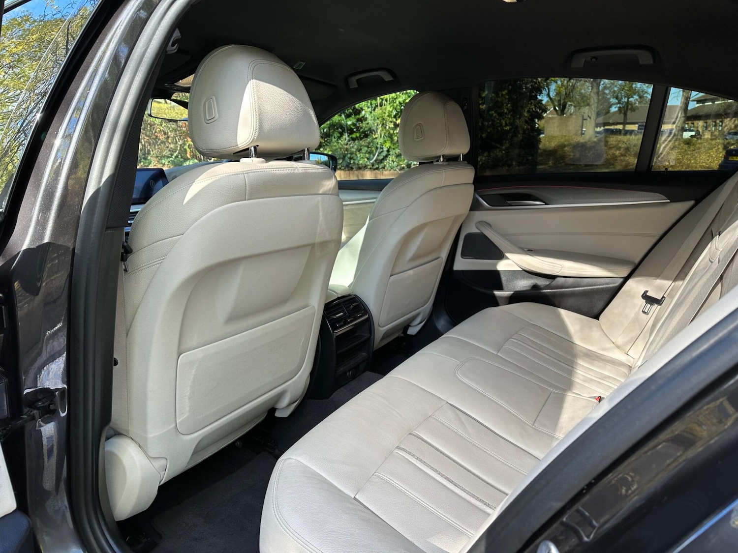 Used BMW 5 Series 2018 for sale - 76370283: Photo 16