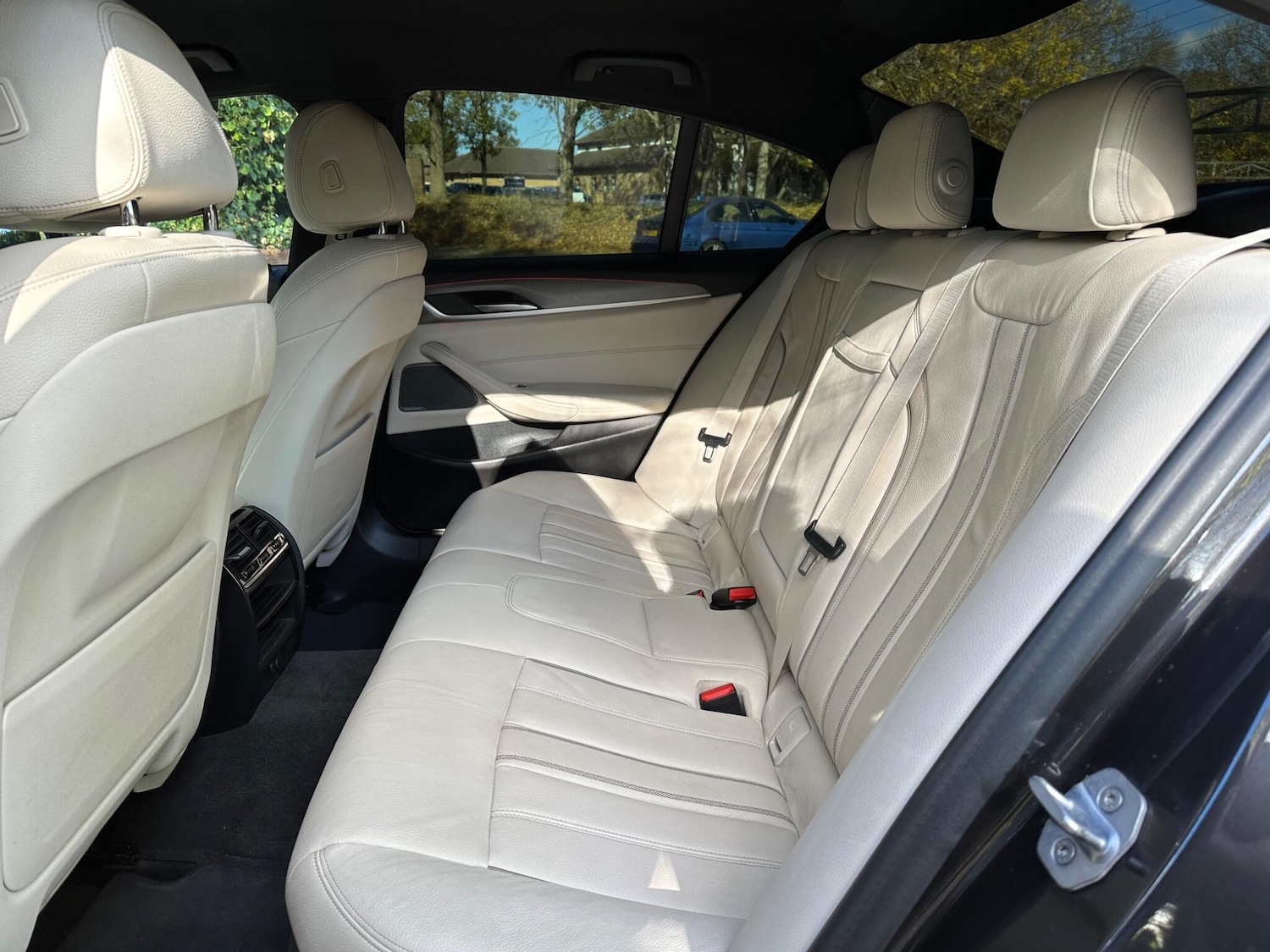 Used BMW 5 Series 2018 for sale - 76370283: Photo 17