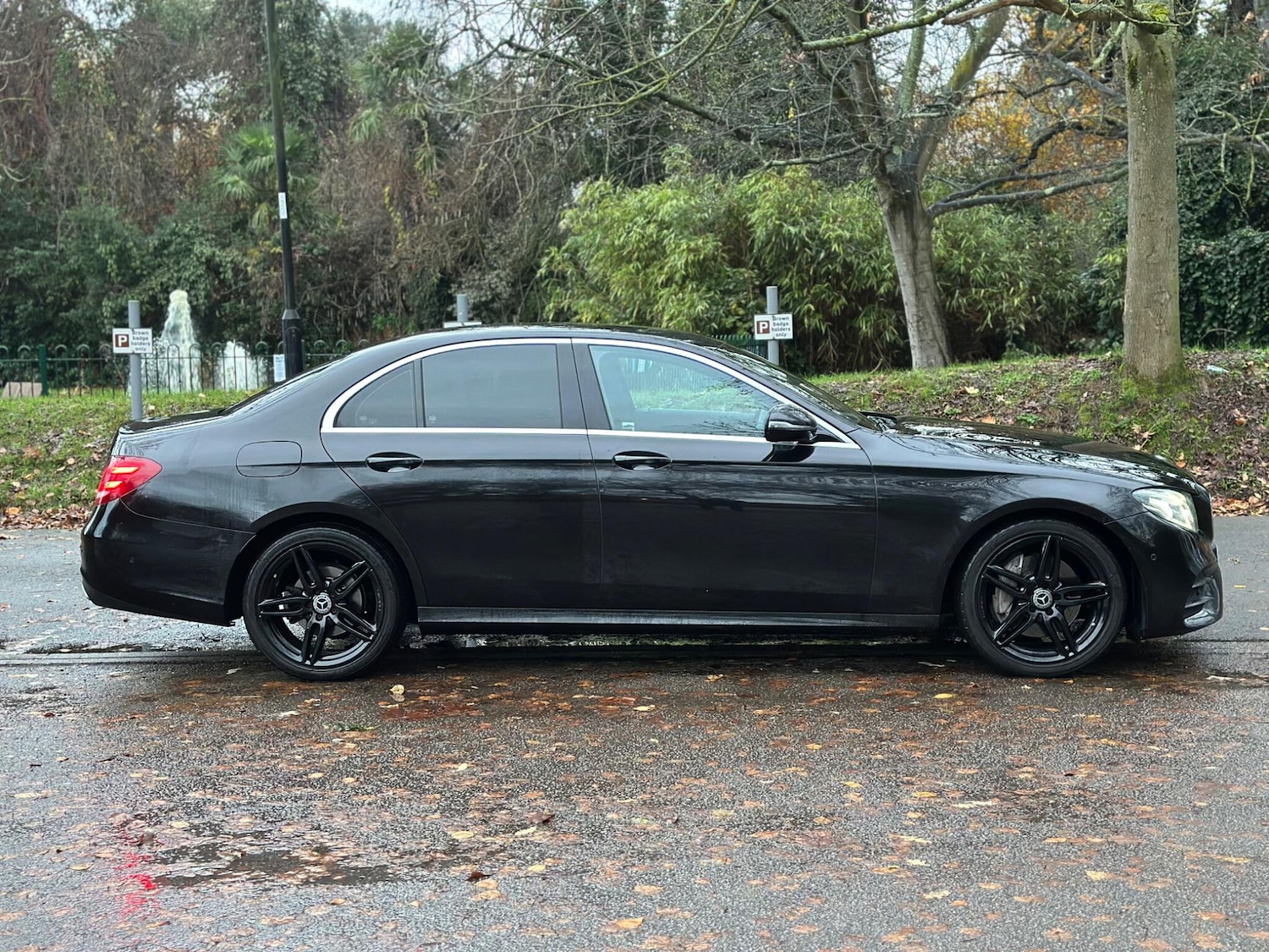 Used Mercedes-Benz E Class 2017 for sale - 76866378: Photo 2