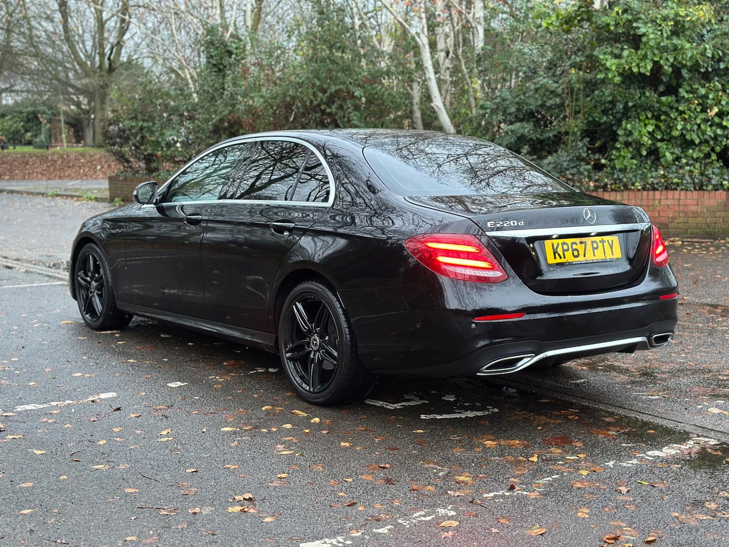 Used Mercedes-Benz E Class 2017 for sale - 76866378: Photo 5