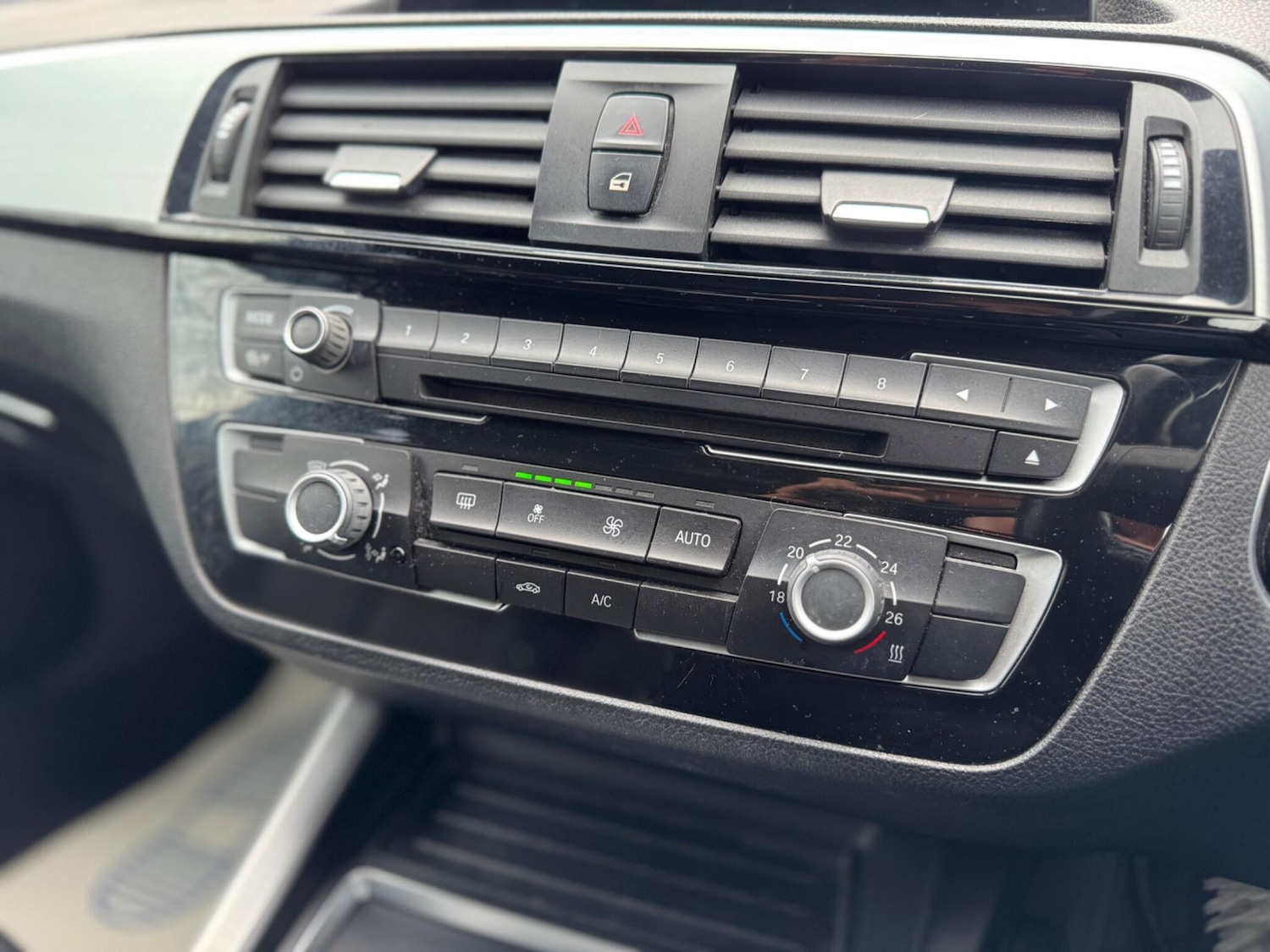 Used BMW 1 Series 2018 for sale - 77144184: Photo 21