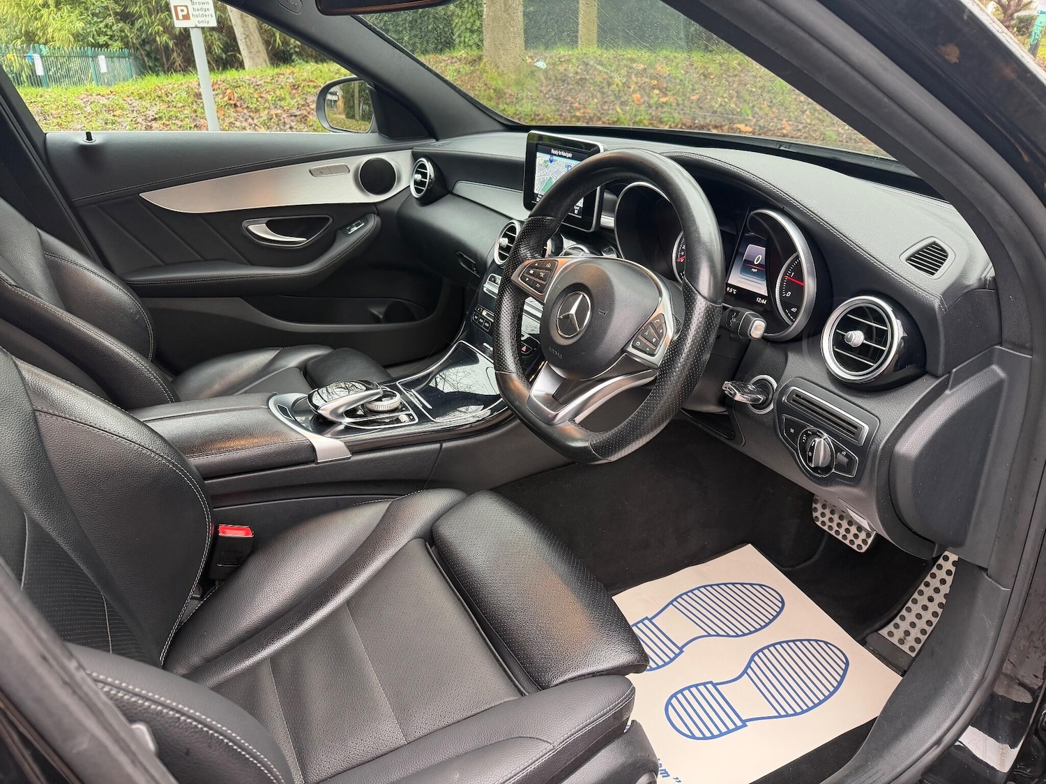 Used Mercedes-Benz C Class 2015 for sale - 76771653: Photo 2