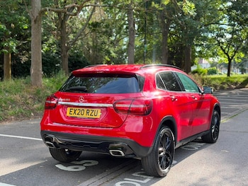 Used Mercedes-Benz GLA 2020 for sale - 78969561: Photo