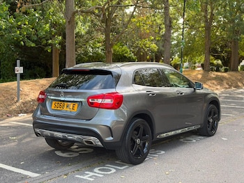 Used Mercedes-Benz GLA 2018 for sale - 79475350: Photo