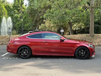 Used Mercedes-Benz C Class 2016 for sale - 79349536: Photo