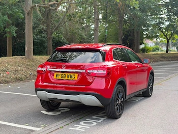 Used Mercedes-Benz GLA 2018 for sale - 79188561: Photo