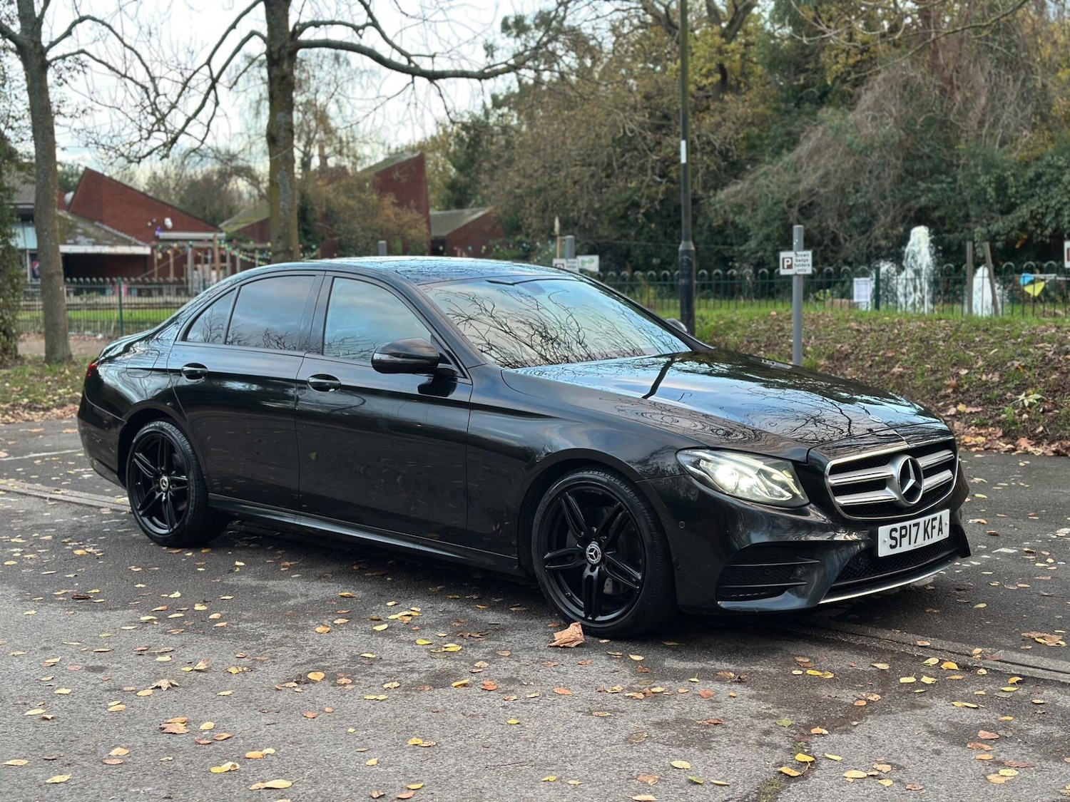 Used Mercedes-Benz E Class 2017 for sale - 76714747: Photo 1