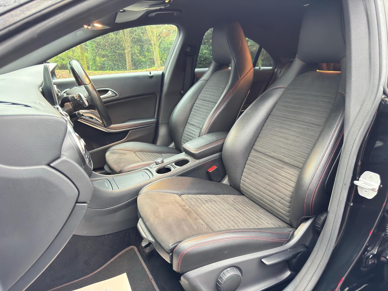 Used Mercedes-Benz CLA 2016 for sale - 76584122: Photo 12