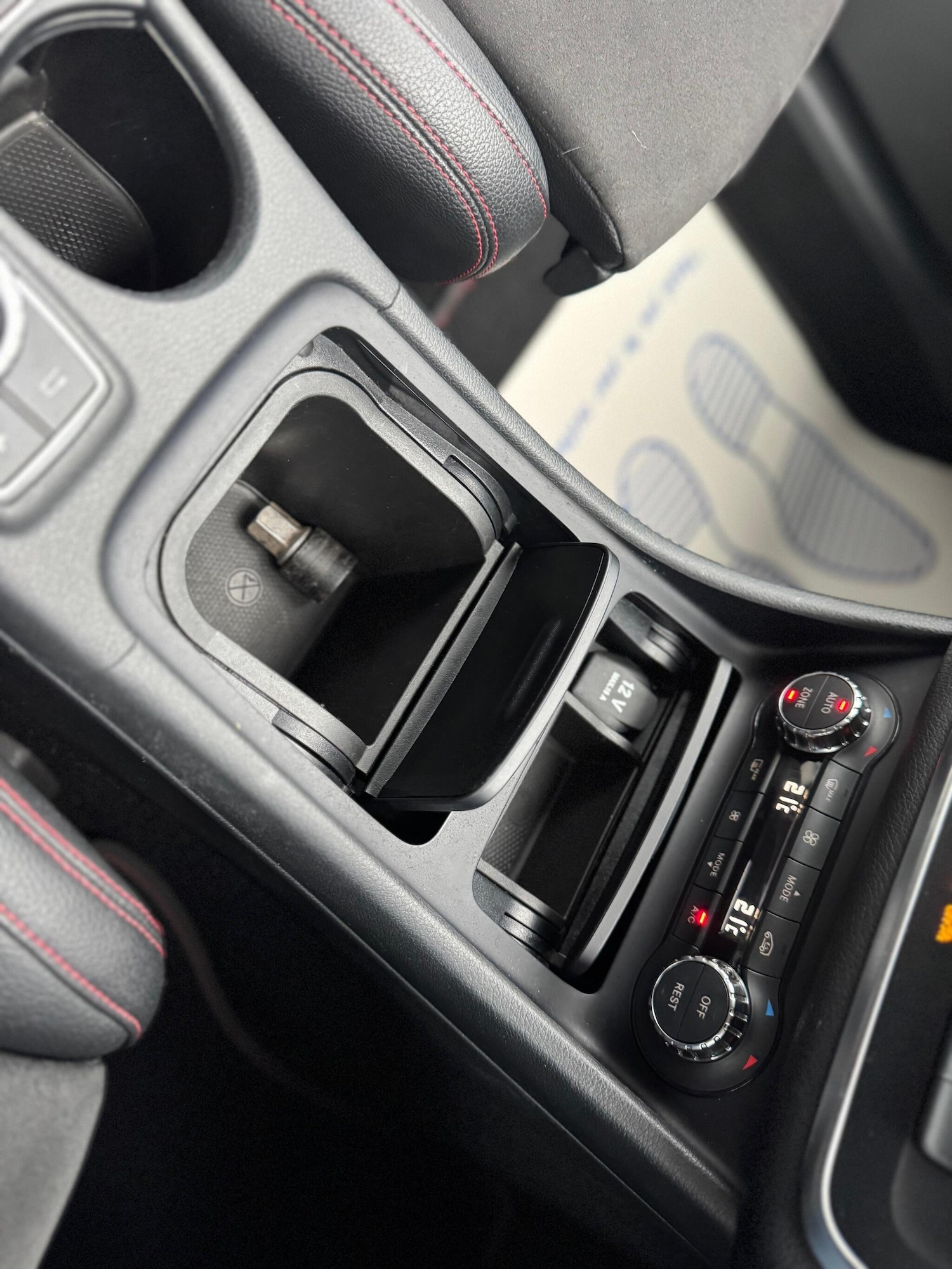 Used Mercedes-Benz CLA 2016 for sale - 76584122: Photo 32