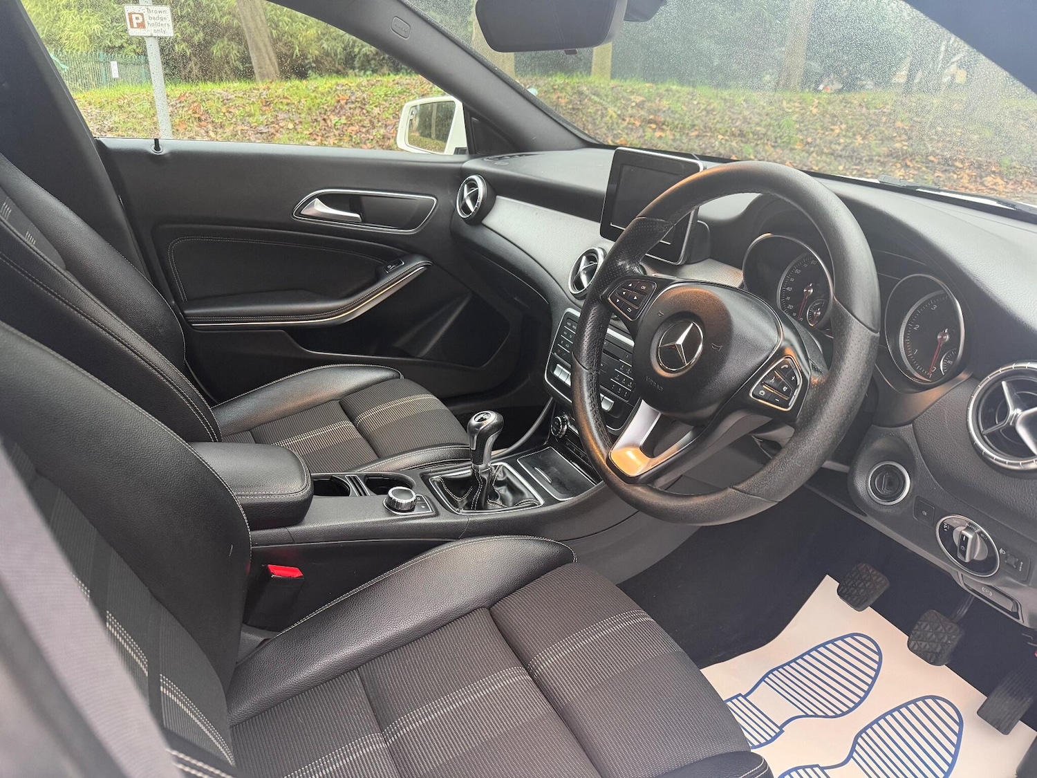 Used Mercedes-Benz CLA 2016 for sale - 76786892: Photo 2