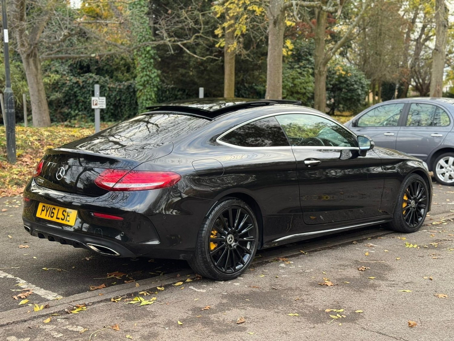 Used Mercedes-Benz C Class 2016 for sale - 76715433: Photo 4