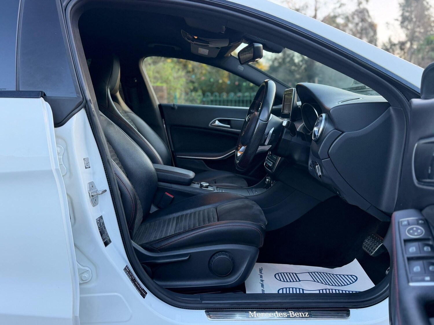 Used Mercedes-Benz CLA for sale - 77909797: Photo 12