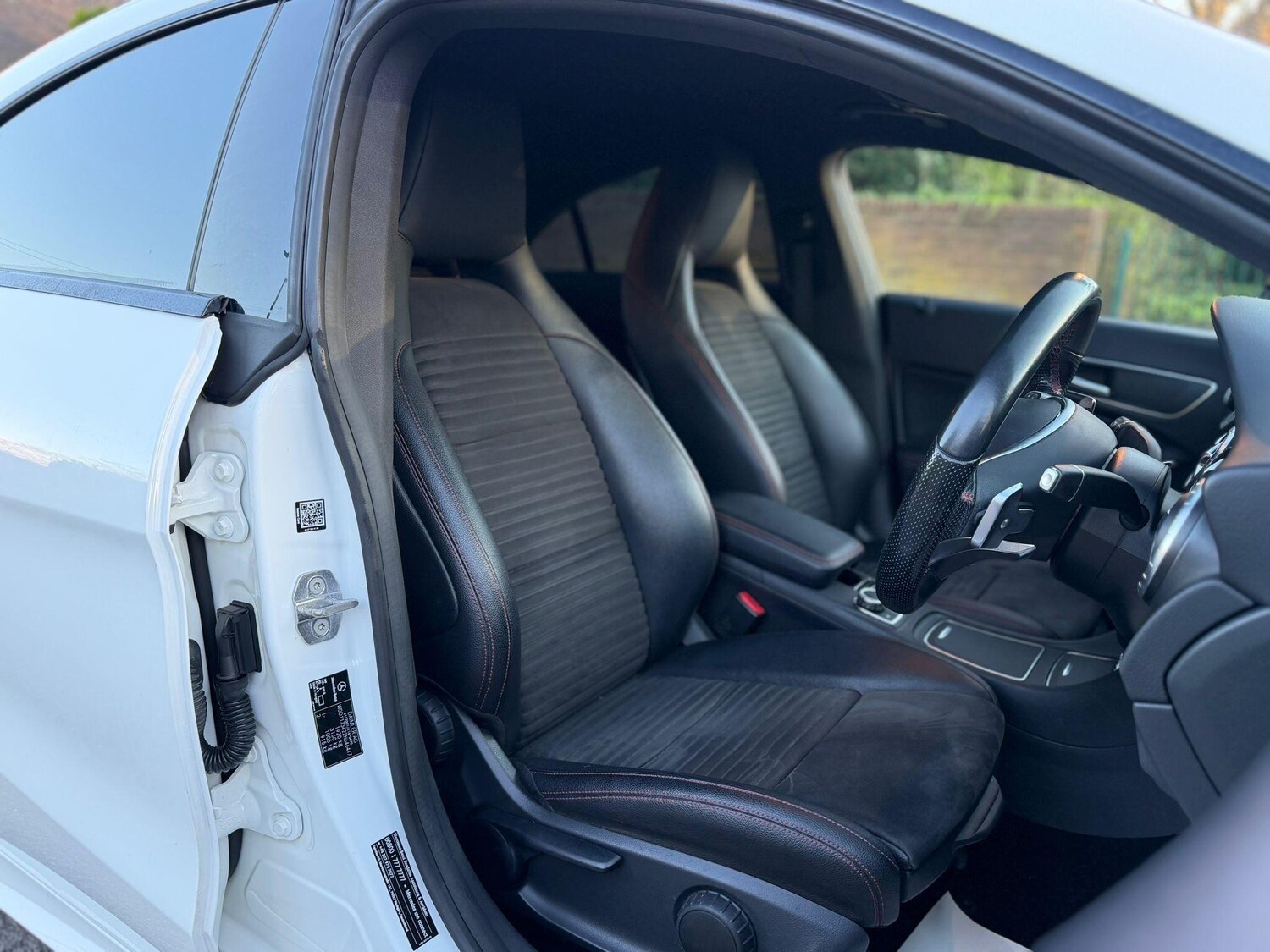 Used Mercedes-Benz CLA for sale - 77909797: Photo 13